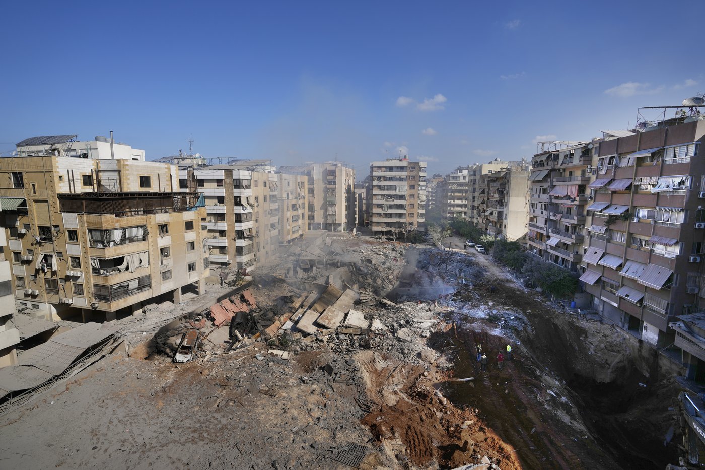 An Israeli airstrike hits central Beirut for the first time in nearly a year of conflict | iNFOnews.ca An Israeli airstrike hits central Beirut for the first time in nearly a year of conflict | iNFOnews.ca