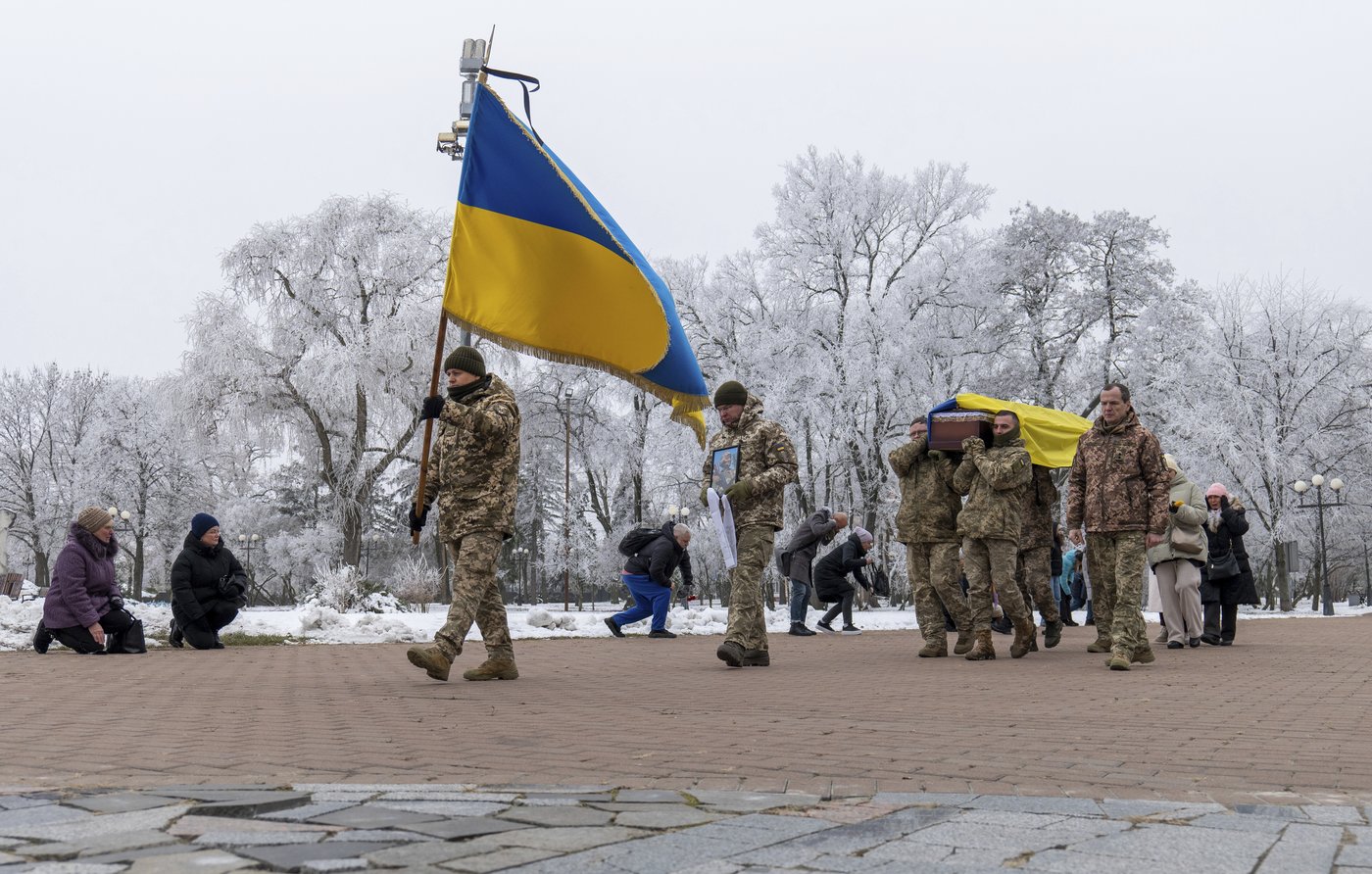 White House pressing Ukraine to draft 18-year-old men to help fill manpower needs to battle Russia | iNFOnews.ca White House pressing Ukraine to draft 18-year-old men to help fill manpower needs to battle Russia | iNFOnews.ca