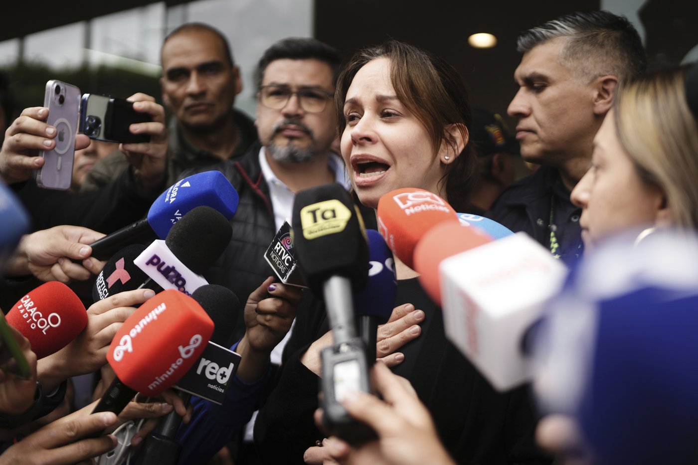 Conservative Colombian senator in serious condition after shooting at political rally | iNFOnews.ca