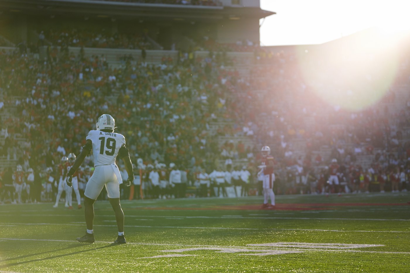 Michigan State football player Armorion Smith heads household with 5 siblings after mother's death | iNFOnews.ca Michigan State football player Armorion Smith heads household with 5 siblings after mother's death | iNFOnews.ca