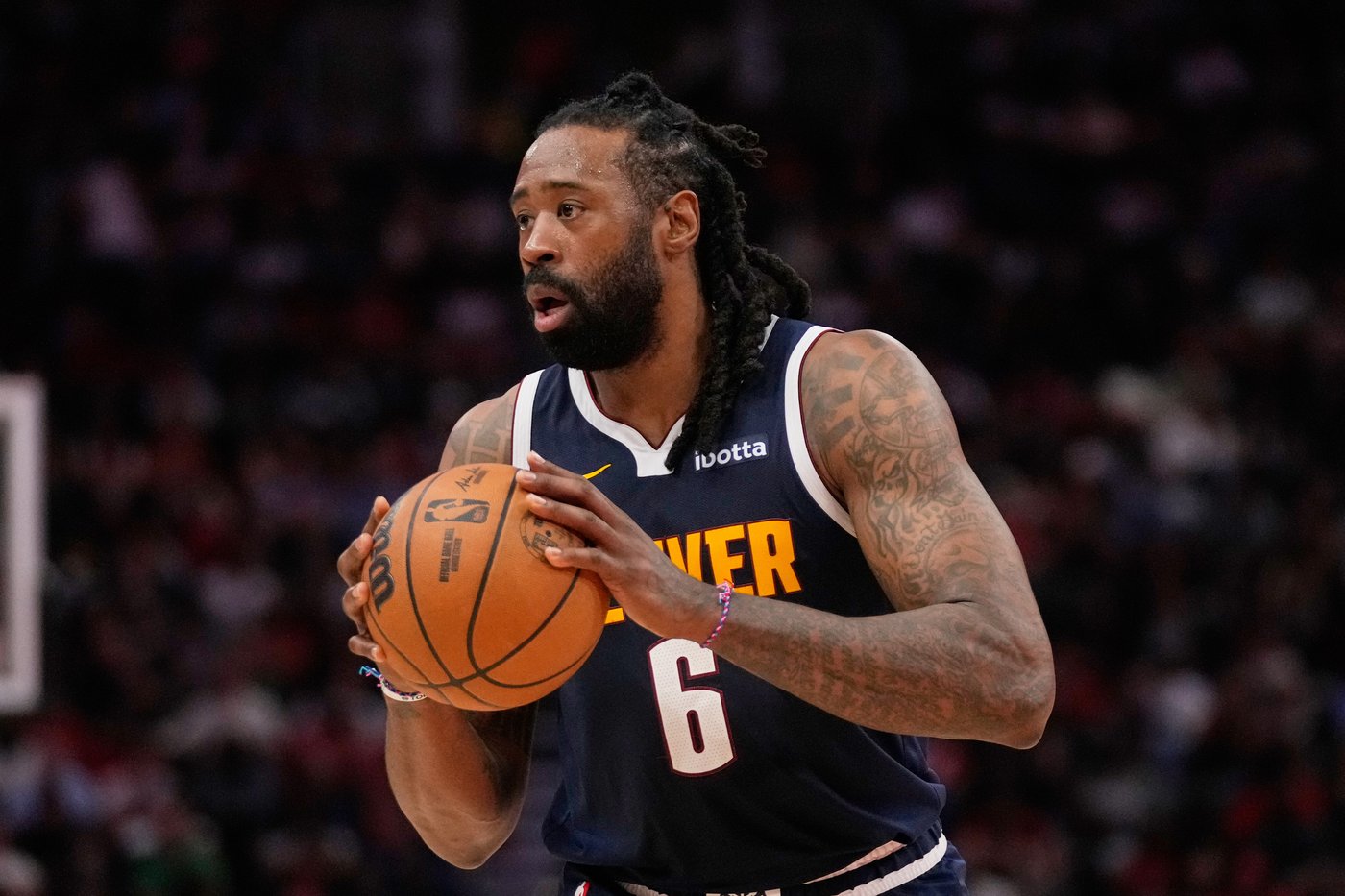 Pelicans sign center DeAndre Jordan following injuries to Kevon Looney and Yves Missi | iNFOnews.ca Pelicans sign center DeAndre Jordan following injuries to Kevon Looney and Yves Missi | iNFOnews.ca