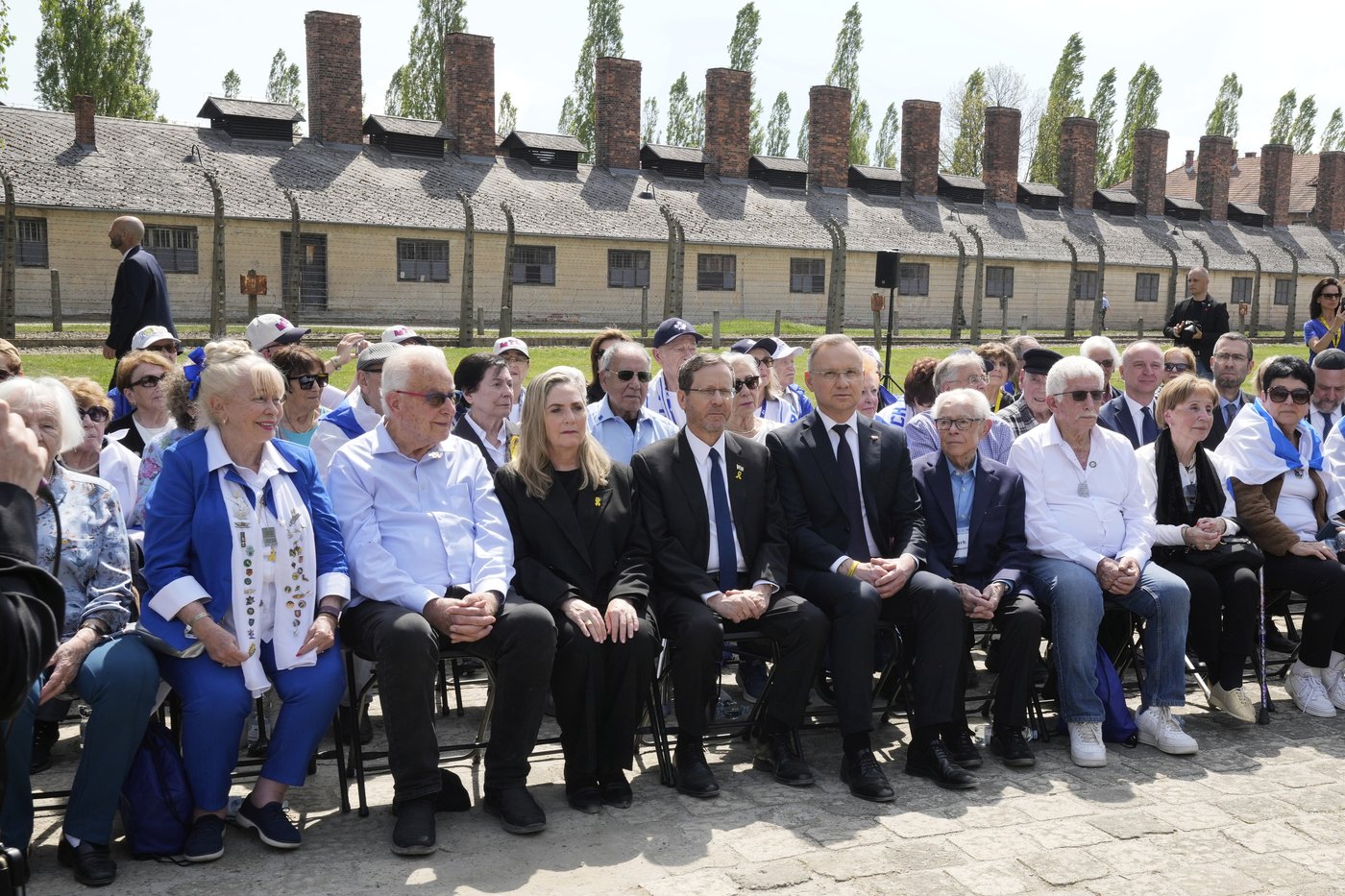Polish and Israeli presidents lead March of the Living at Auschwitz | iNFOnews.ca