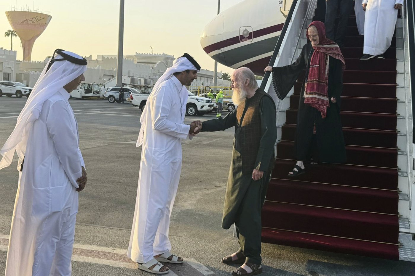 The Taliban release British couple held for months in Afghanistan on undisclosed charges | iNFOnews.ca