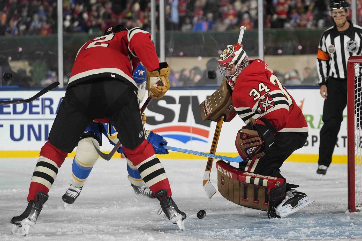 Cam Fowler scores twice as the Blues beat the Blackhawks 6-2 in the Winter Classic at Wrigley Field | iNFOnews.ca