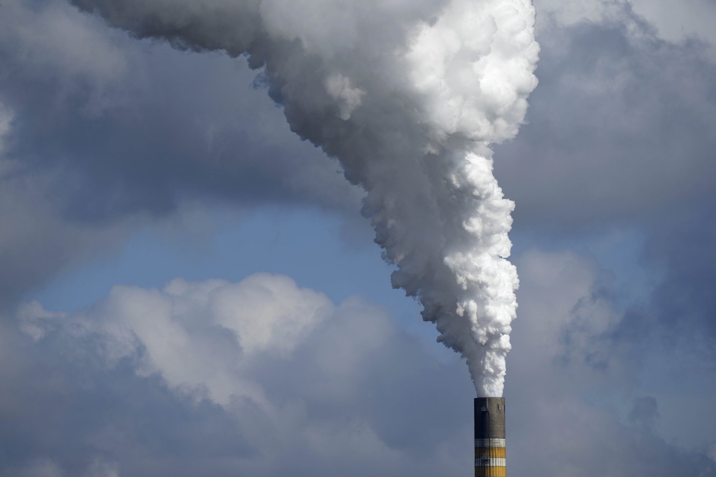 The world will be fueled by electricity but even more clean energy is needed, report says | iNFOnews.ca