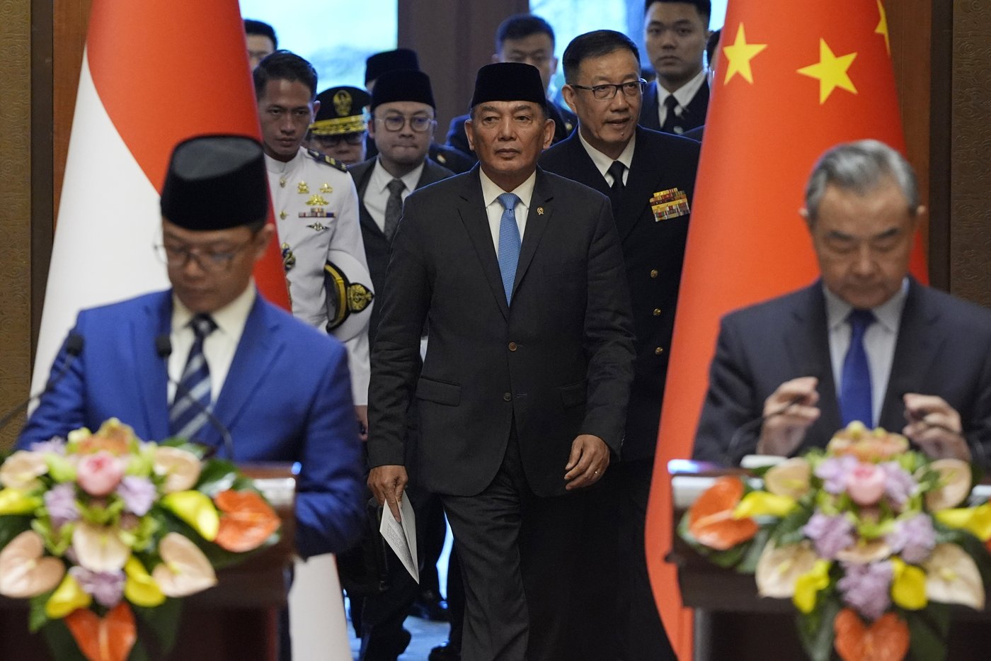 China and Indonesia agree to boost maritime security cooperation in South China Sea despite tensions | iNFOnews.ca