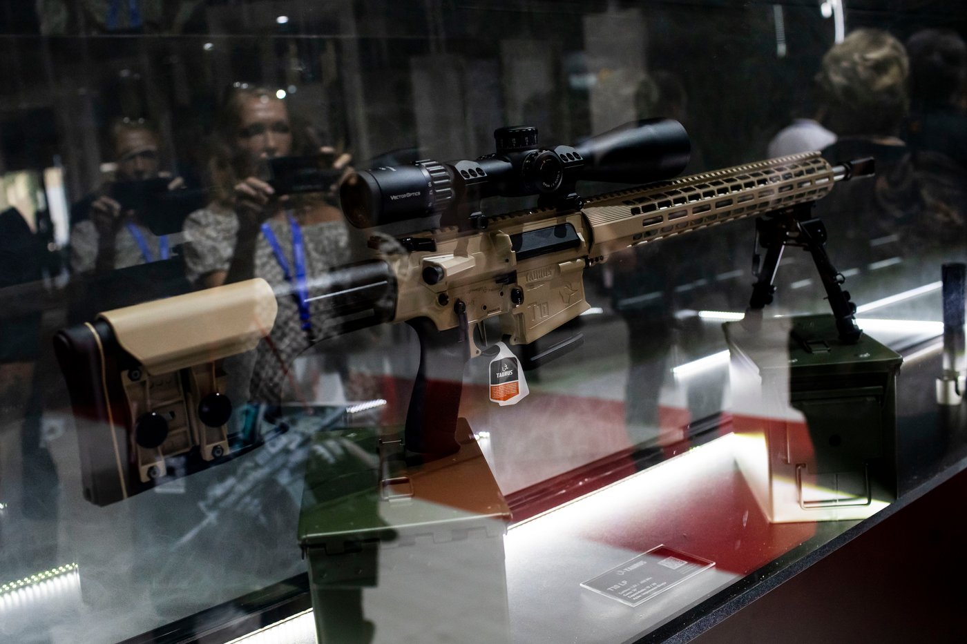 Lax gun laws in Brazil and US help arm Brazil's organized crime, study finds | iNFOnews.ca Lax gun laws in Brazil and US help arm Brazil's organized crime, study finds | iNFOnews.ca