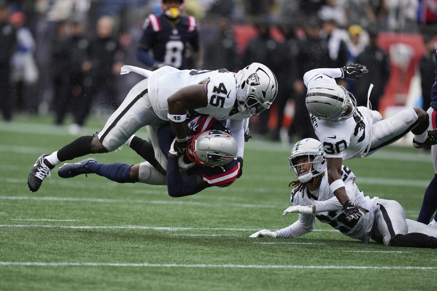 Inconsistency, mistakes send Patriots back to offensive drawing board after loss to Raiders | iNFOnews.ca