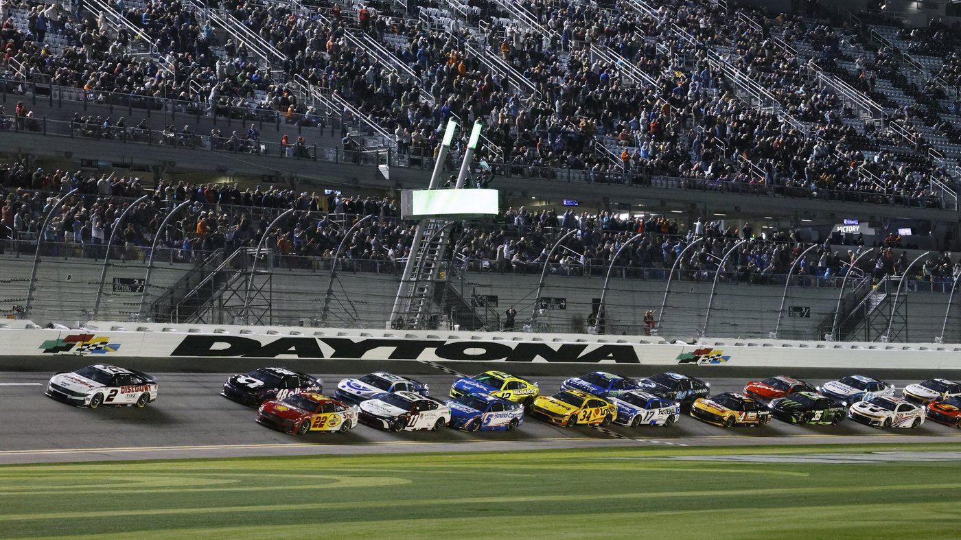 Here's a crash course - a cheat sheet, really - for the 67th running of the Daytona 500 | iNFOnews.ca Here's a crash course - a cheat sheet, really - for the 67th running of the Daytona 500 | iNFOnews.ca