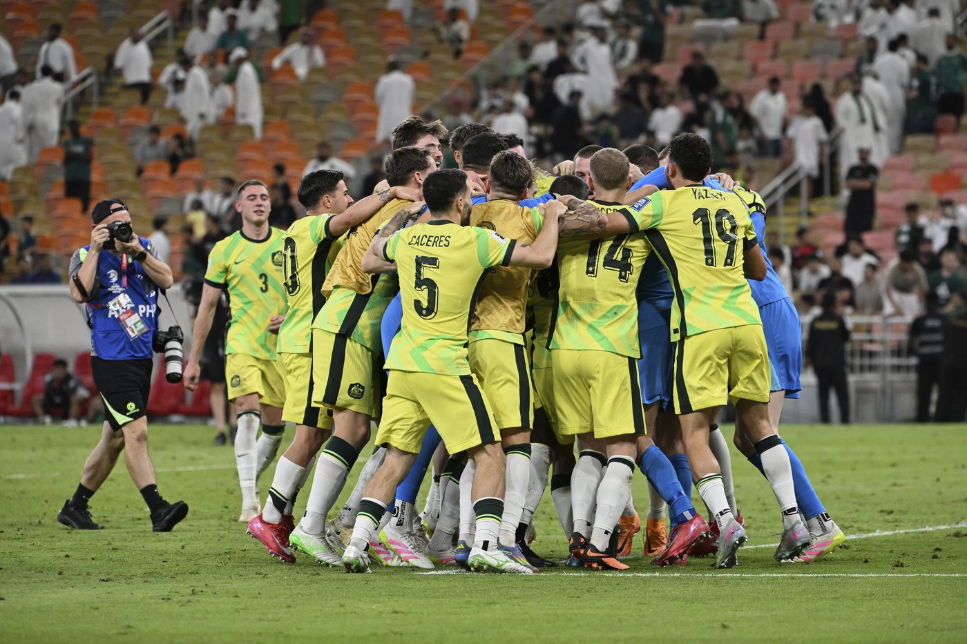 Australia qualifies for 2026 World Cup with 2-1 win over Saudi Arabia | iNFOnews.ca