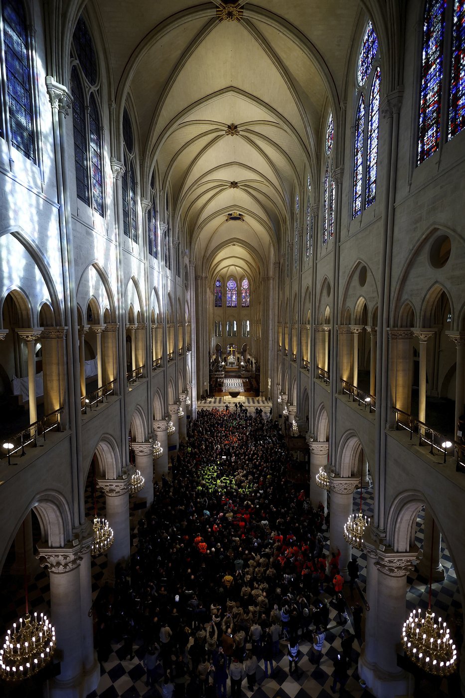 The world gets its first glimpse inside Notre Dame Cathedral after 5 years under wraps | iNFOnews.ca