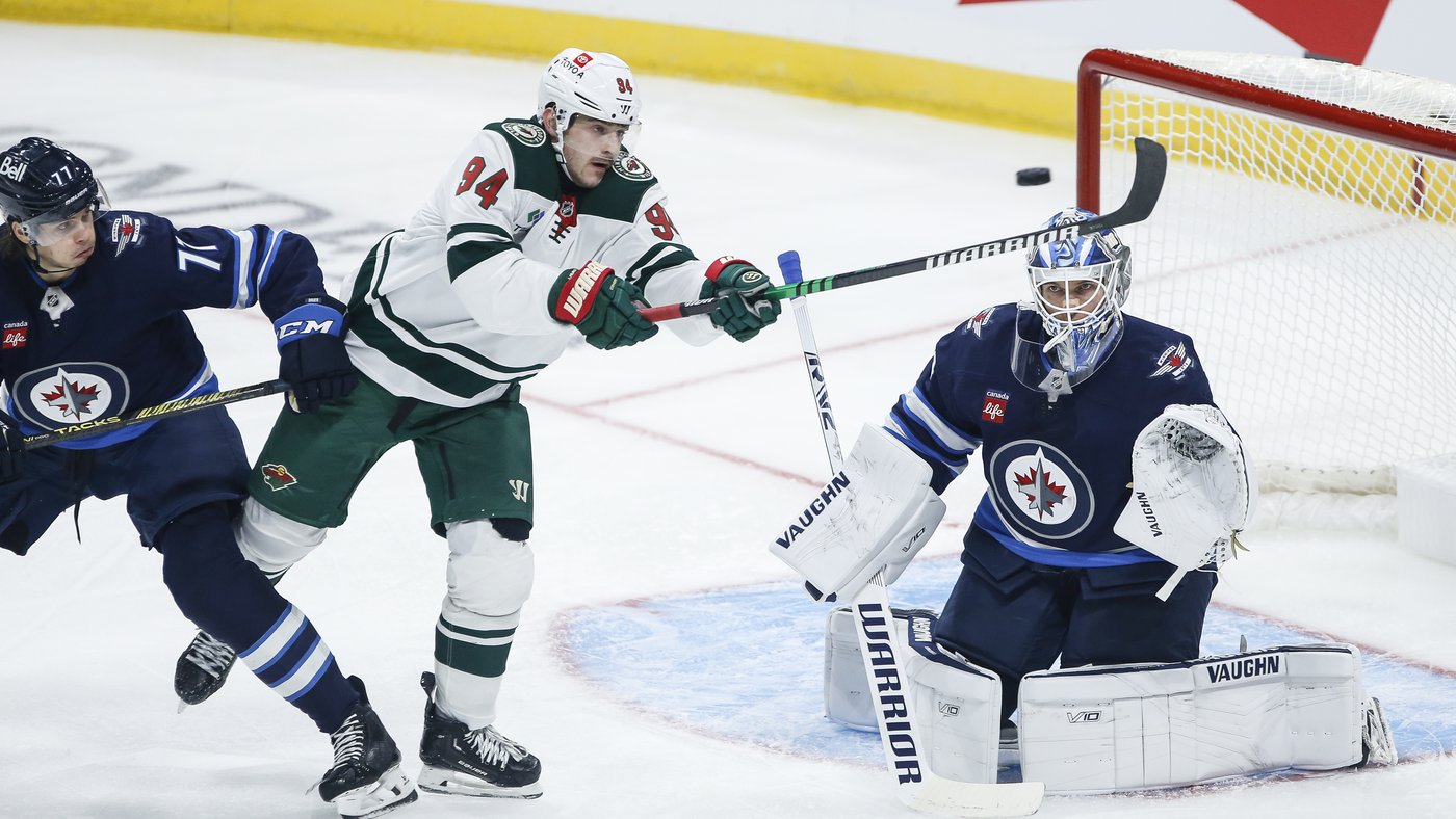 Wallstedt helps Wild knock off Jets 5-2 in pre-season test | iNFOnews.ca Wallstedt helps Wild knock off Jets 5-2 in pre-season test | iNFOnews.ca
