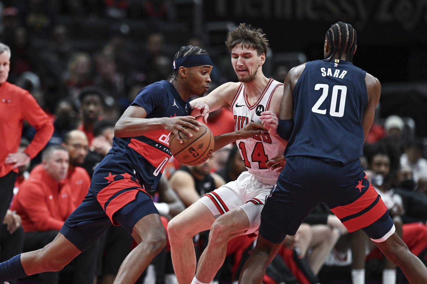 Vucevic and White lead Bulls to 127-108 win over Wizards, losers of 12 straight | iNFOnews.ca