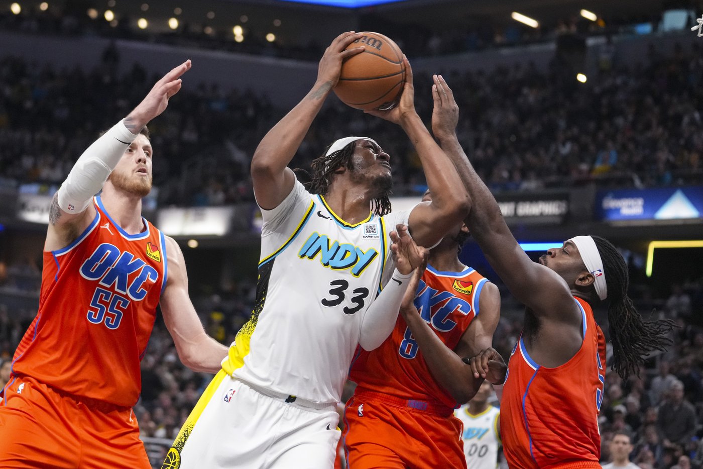 Gilgeous-Alexander ties career high with 45 points as Thunder beat Pacers for ninth straight win | iNFOnews.ca