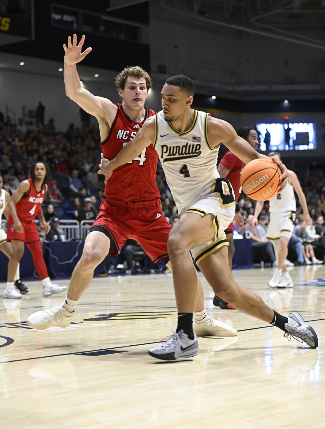 Kaufman-Renn takes over in second half as No. 13 Purdue beats NC State 71-61 | iNFOnews.ca