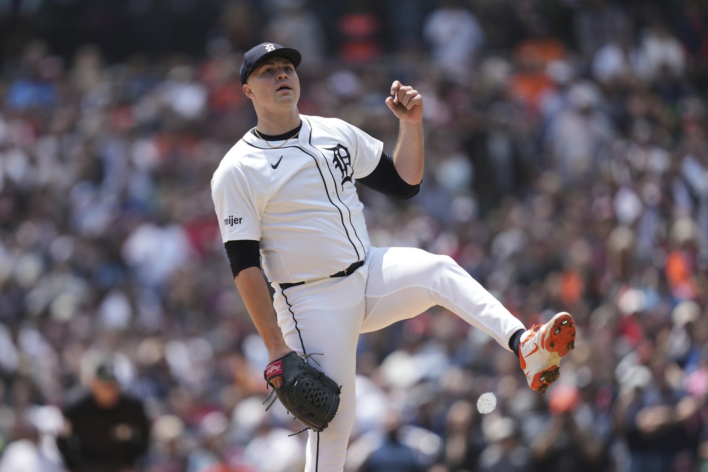 Tarik Skubal says he teared up as Tigers fans roared moments before his 1st complete game as a pro | iNFOnews.ca