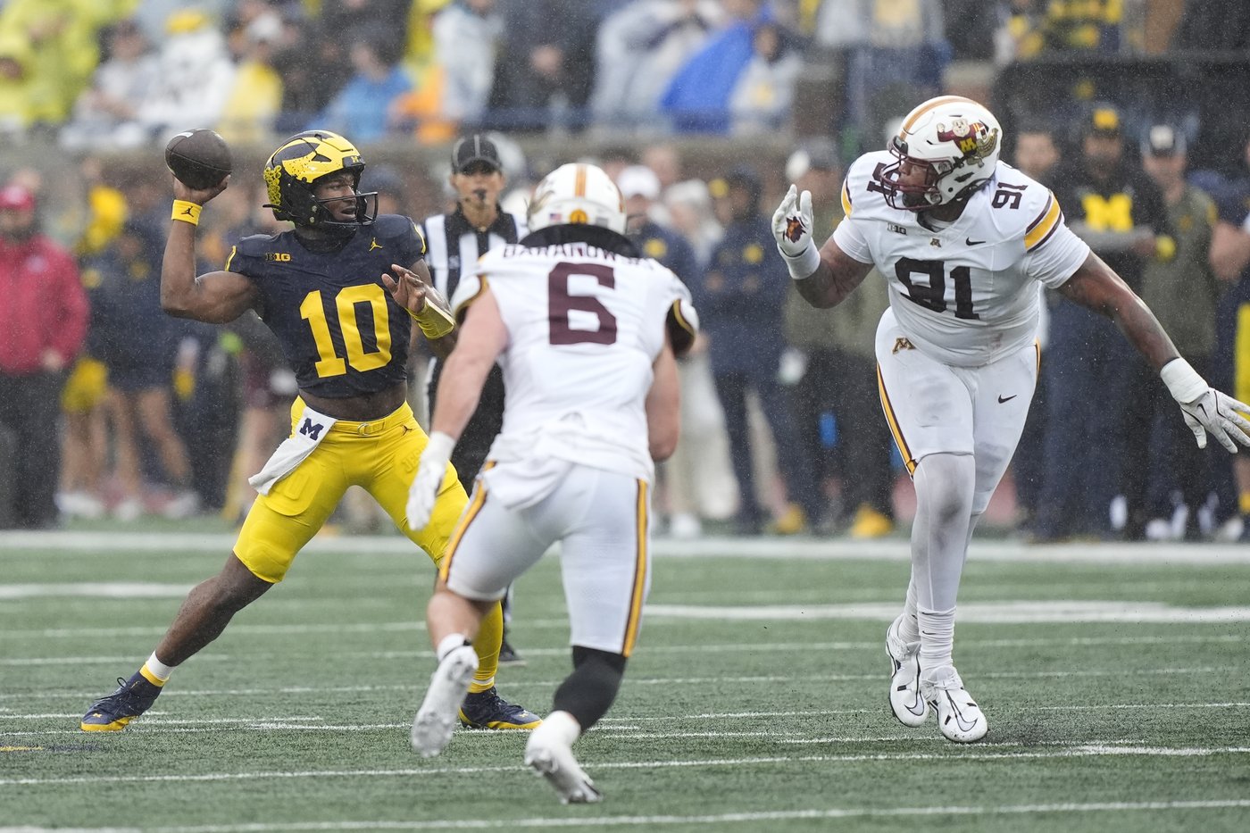 Miller Moss and No. 11 USC's prolific aerial attack face the FBS-leading pass defense in Minnesota | iNFOnews.ca