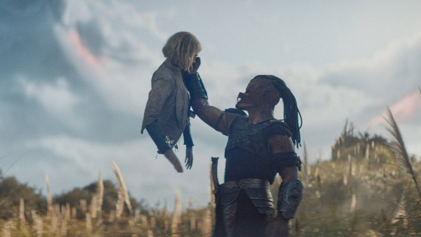 'Predator: Badlands' sticks its 2 stars together to take the franchise to new places | iNFOnews.ca