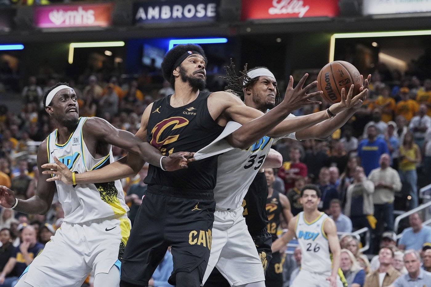 Pacers tie NBA playoff record by jumping out to 41-point halftime lead against Cavaliers in Game 4 | iNFOnews.ca Pacers tie NBA playoff record by jumping out to 41-point halftime lead against Cavaliers in Game 4 | iNFOnews.ca