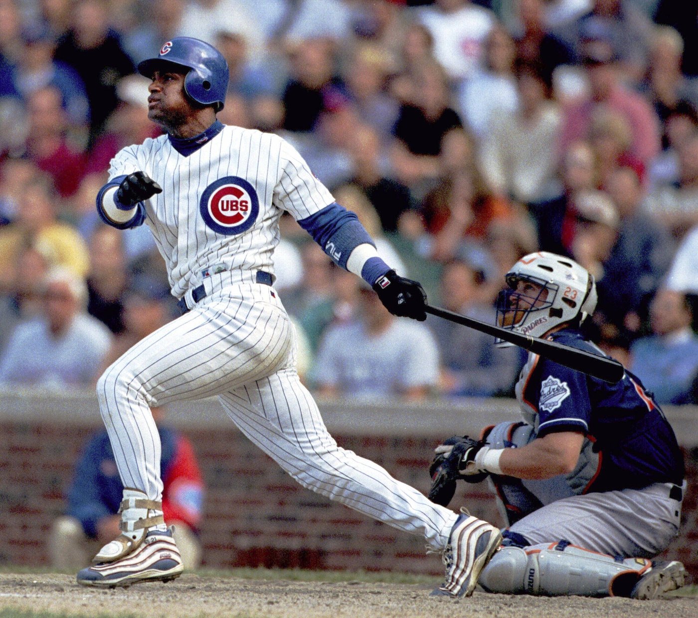 Cubs legend Sammy Sosa returns to Wrigley Field after 20-plus-year hiatus | iNFOnews.ca