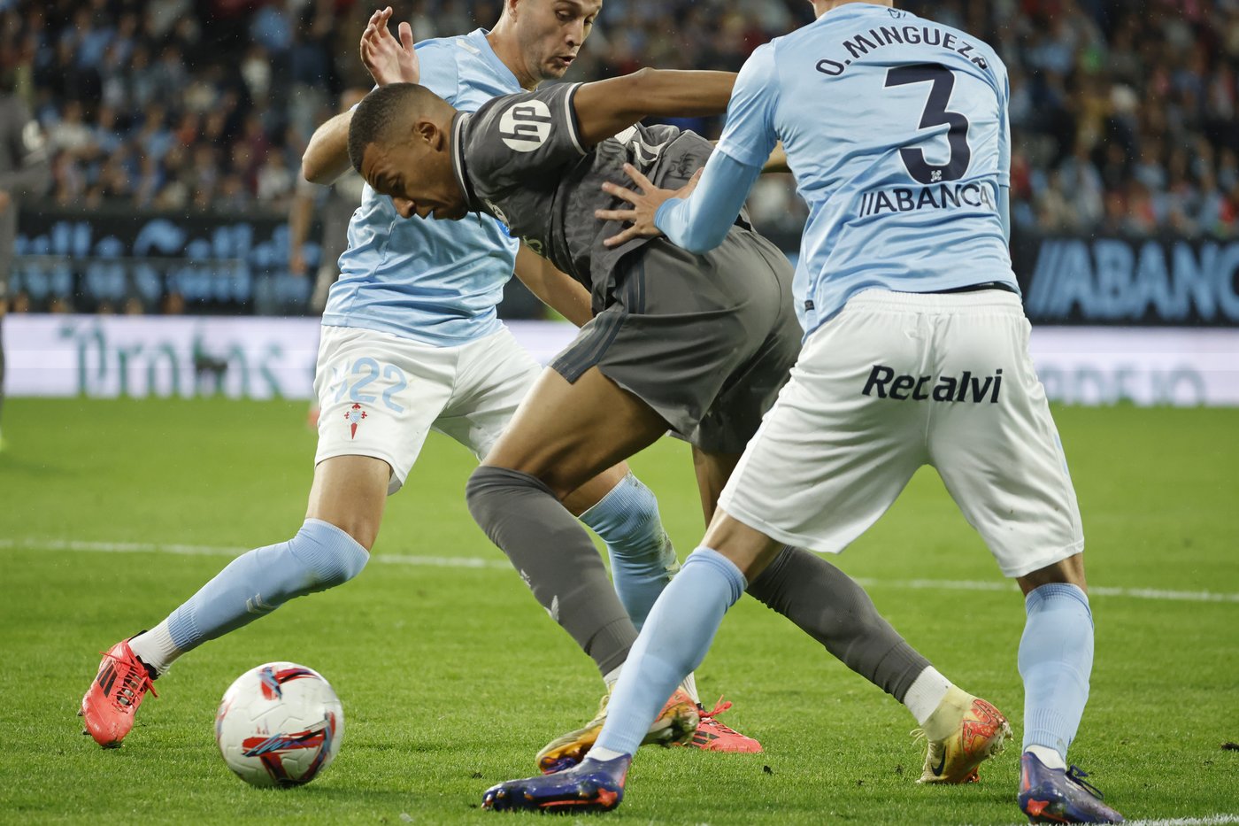 Modric becomes Real Madrid's oldest player and passes for winner at Celta Vigo | iNFOnews.ca