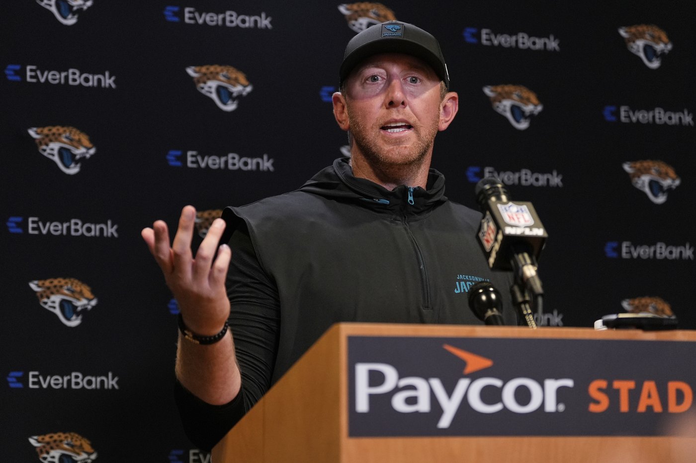 Jaguars release veteran safety Darnell Savage, who played sparingly in two games | iNFOnews.ca