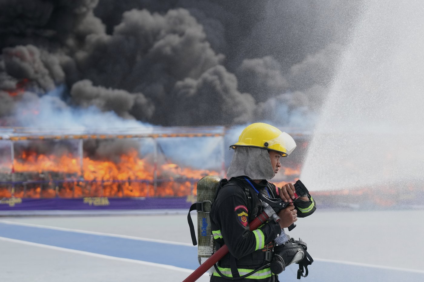 Myanmar torches $600 million in seized heroin, meth and other drugs | iN420 Myanmar torches $600 million in seized heroin, meth and other drugs | iN420