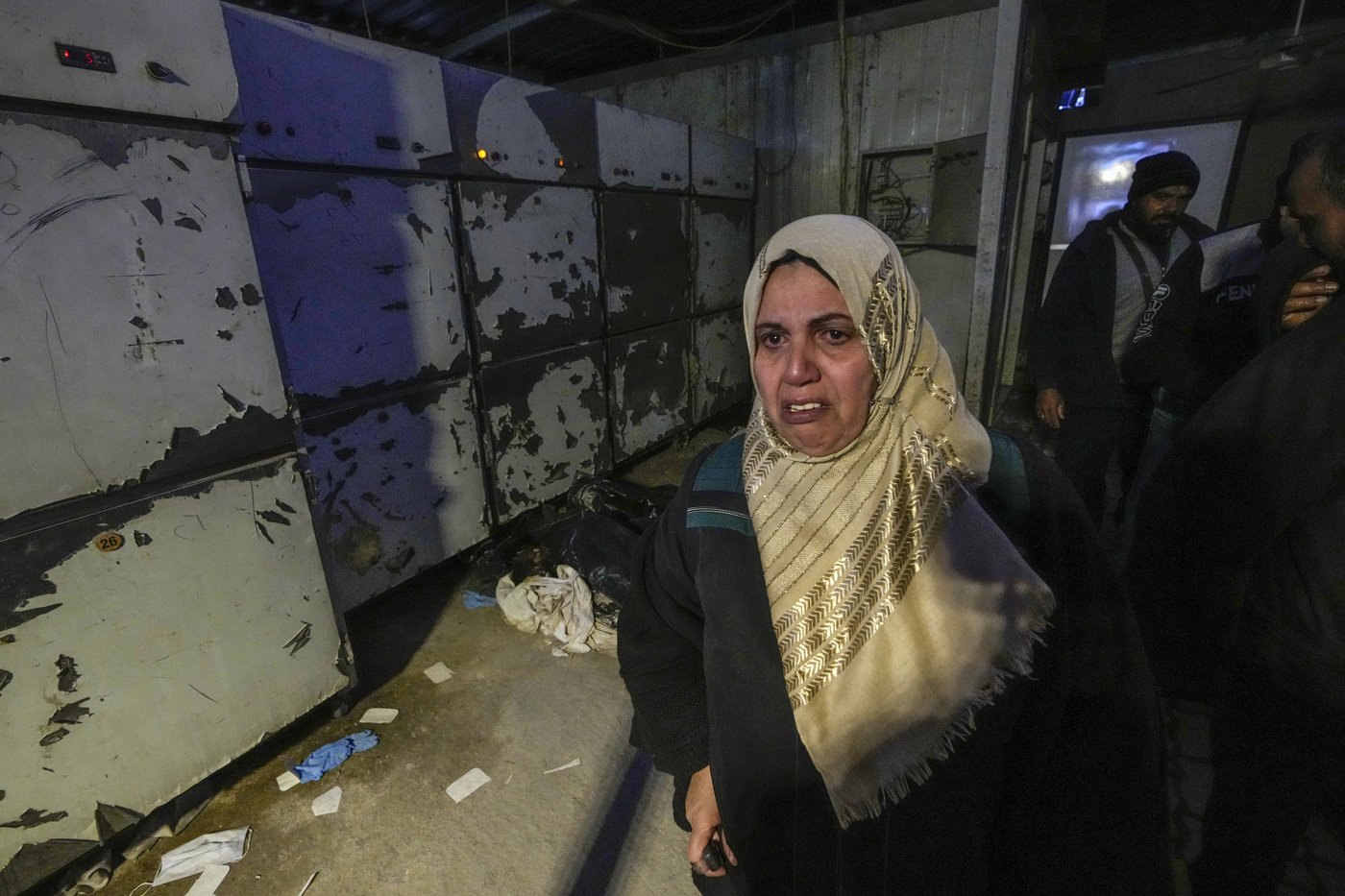 Syrians flock to morgues looking for loved ones who perished in Assad's prisons | iNFOnews.ca Syrians flock to morgues looking for loved ones who perished in Assad's prisons | iNFOnews.ca