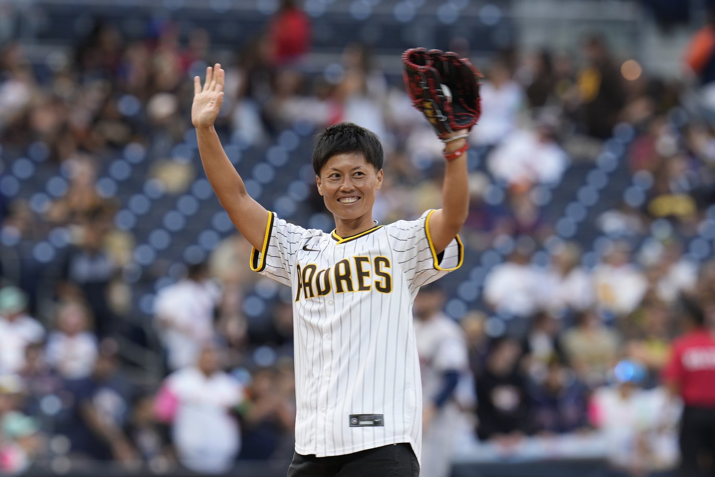 IBL's Maple Leafs sign Ayami Sato, widely considered baseball's top female pitcher | iNFOnews.ca