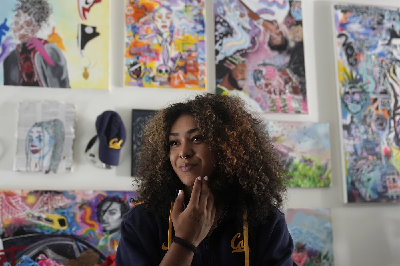 Cal guard Jayda Noble paints custom shoes to express her artistic side when she leaves the court | iNFOnews.ca Cal guard Jayda Noble paints custom shoes to express her artistic side when she leaves the court | iNFOnews.ca