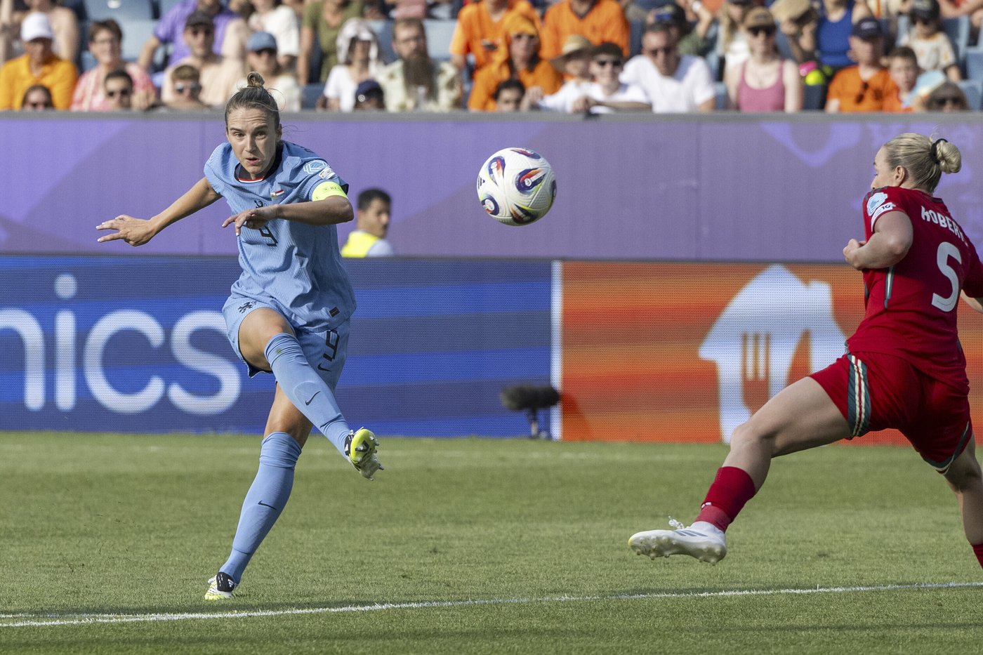 Euro 2025: Netherlands sparked by Miedema's 100th goal beats Wales | iNFOnews.ca