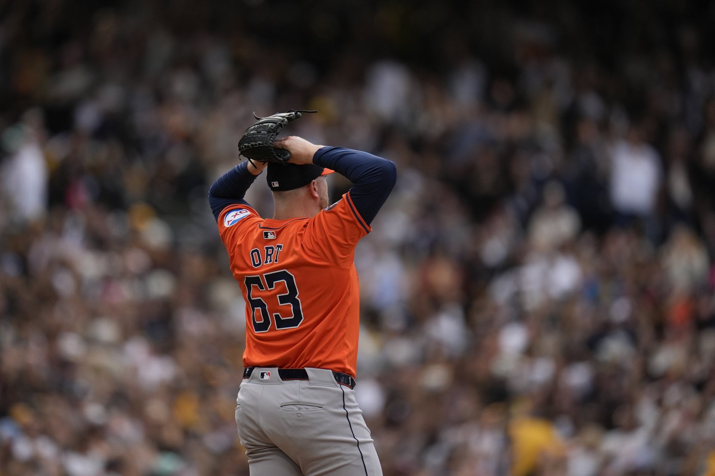 Cease pitches into the 9th and Machado hits 2 of Padres' 4 homers in a 4-0 win vs Astros | iNFOnews.ca Cease pitches into the 9th and Machado hits 2 of Padres' 4 homers in a 4-0 win vs Astros | iNFOnews.ca