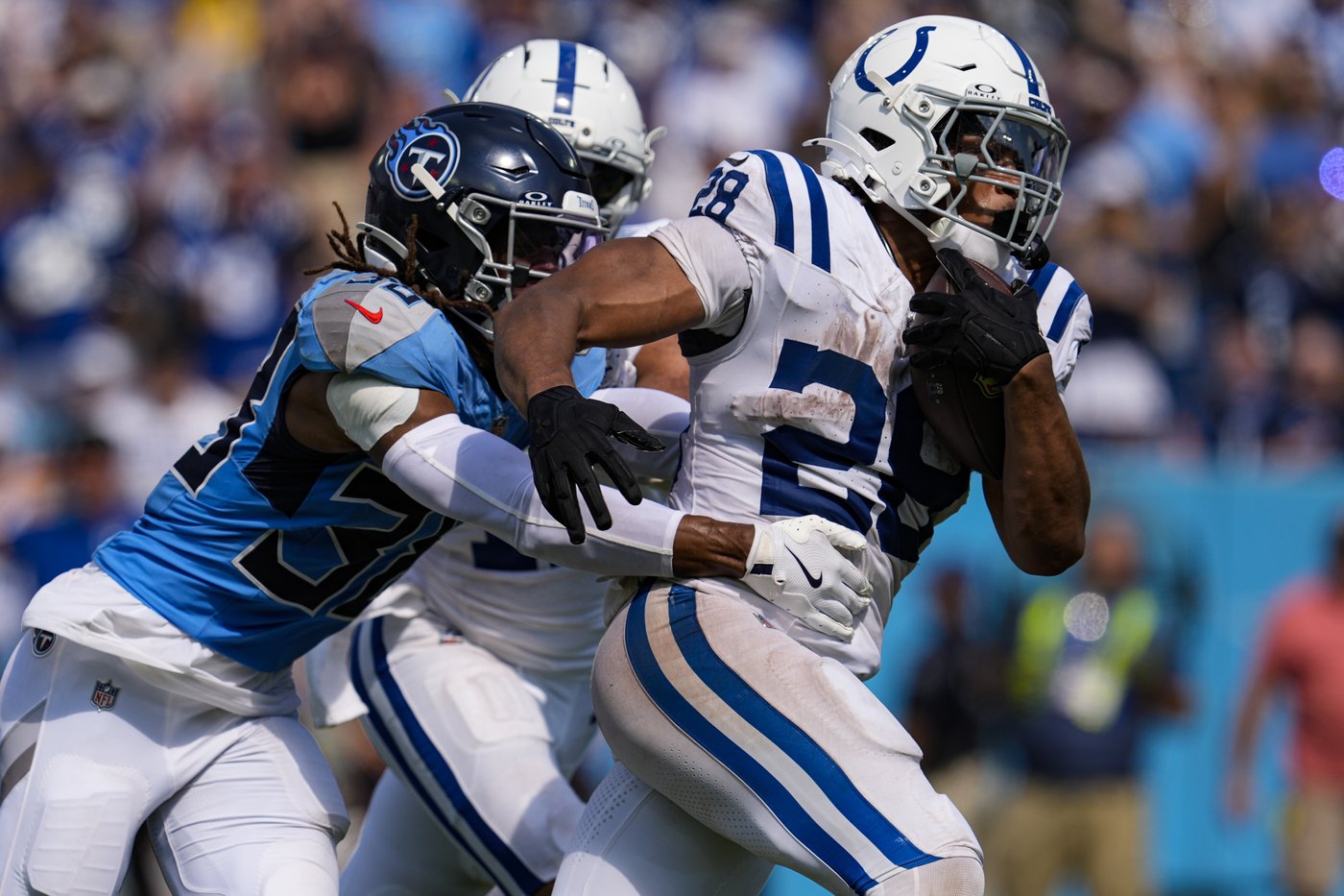 QB Daniel Jones, running back Jonathan Taylor have Indy off to surprising 3-0 start | iNFOnews.ca