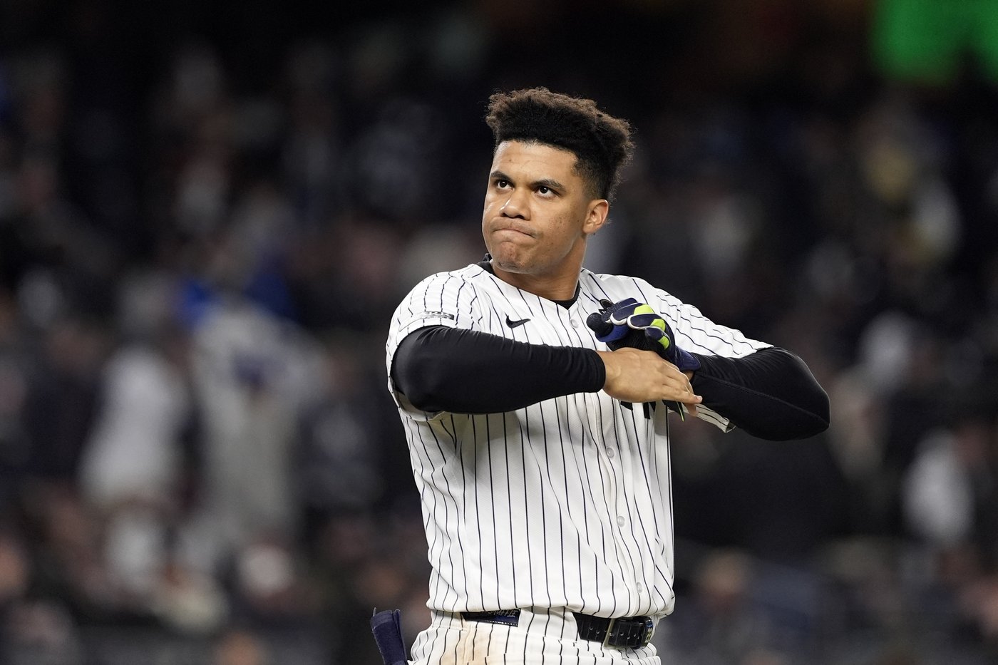 Freeman and Buehler lead Dodgers past slumping Yankees 4-2 for 3-0 advantage in World Series | iNFOnews.ca Freeman and Buehler lead Dodgers past slumping Yankees 4-2 for 3-0 advantage in World Series | iNFOnews.ca