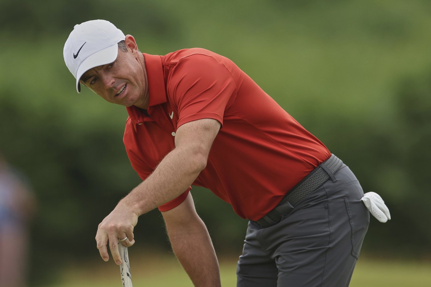 Trick shot: McIlroy charge at British Open derailed in bizarre fashion | iNFOnews.ca