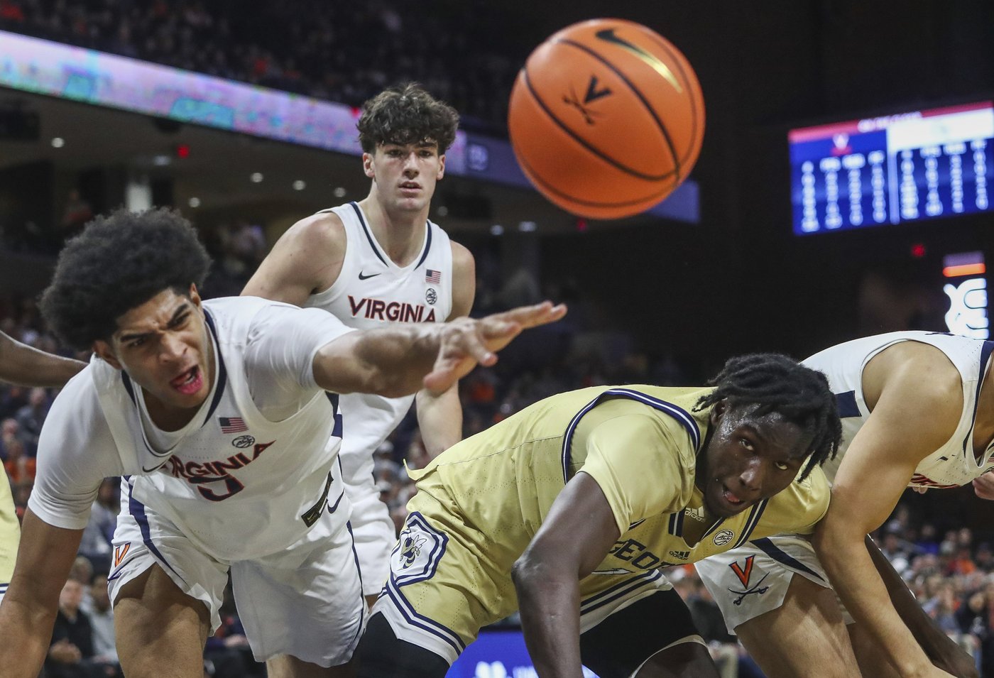 McKneeley scores 20, Ames adds 18 to help Virginia beat Georgia Tech 75-61 | iNFOnews.ca