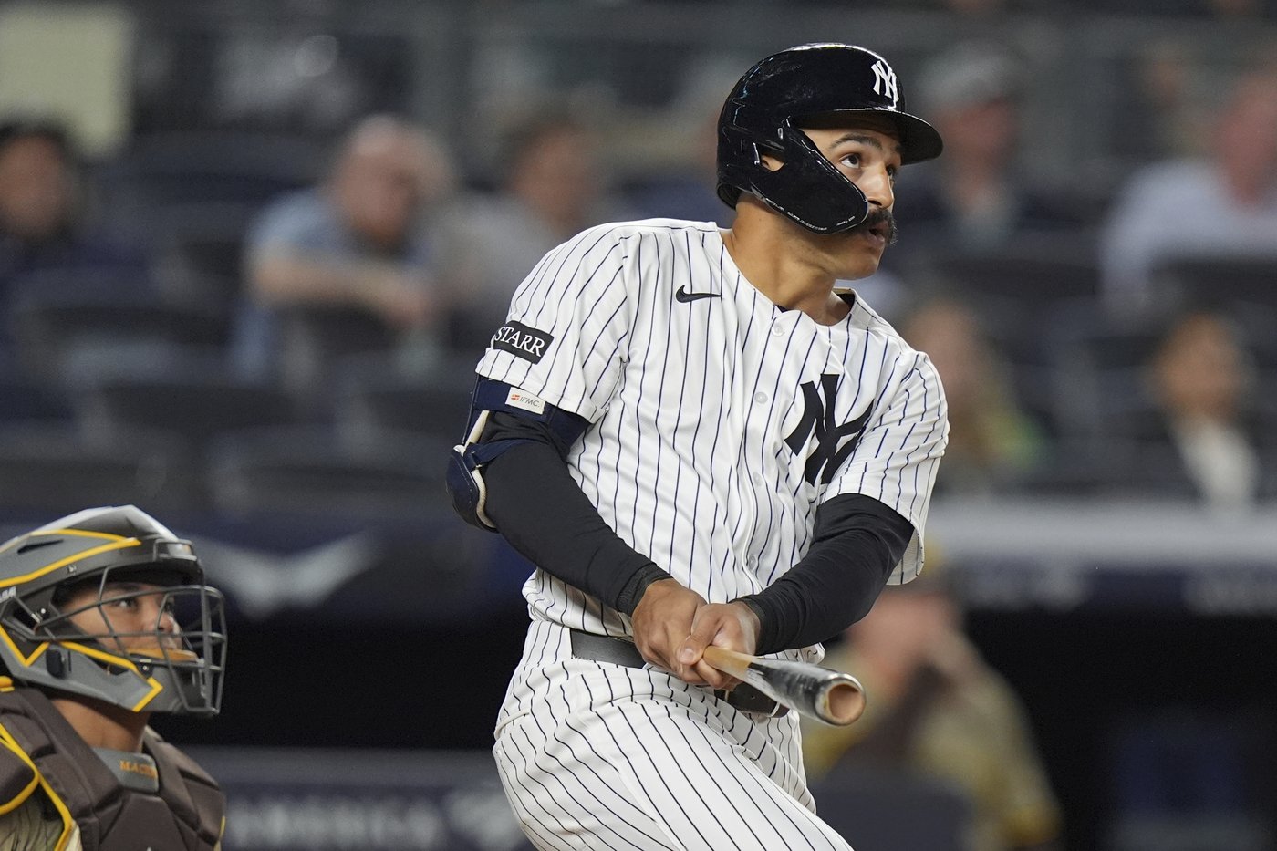 Yankees rally past Padres 4-3 in 10 innings after breaking up Cease's no-hit bid in 7th | iNFOnews.ca Yankees rally past Padres 4-3 in 10 innings after breaking up Cease's no-hit bid in 7th | iNFOnews.ca