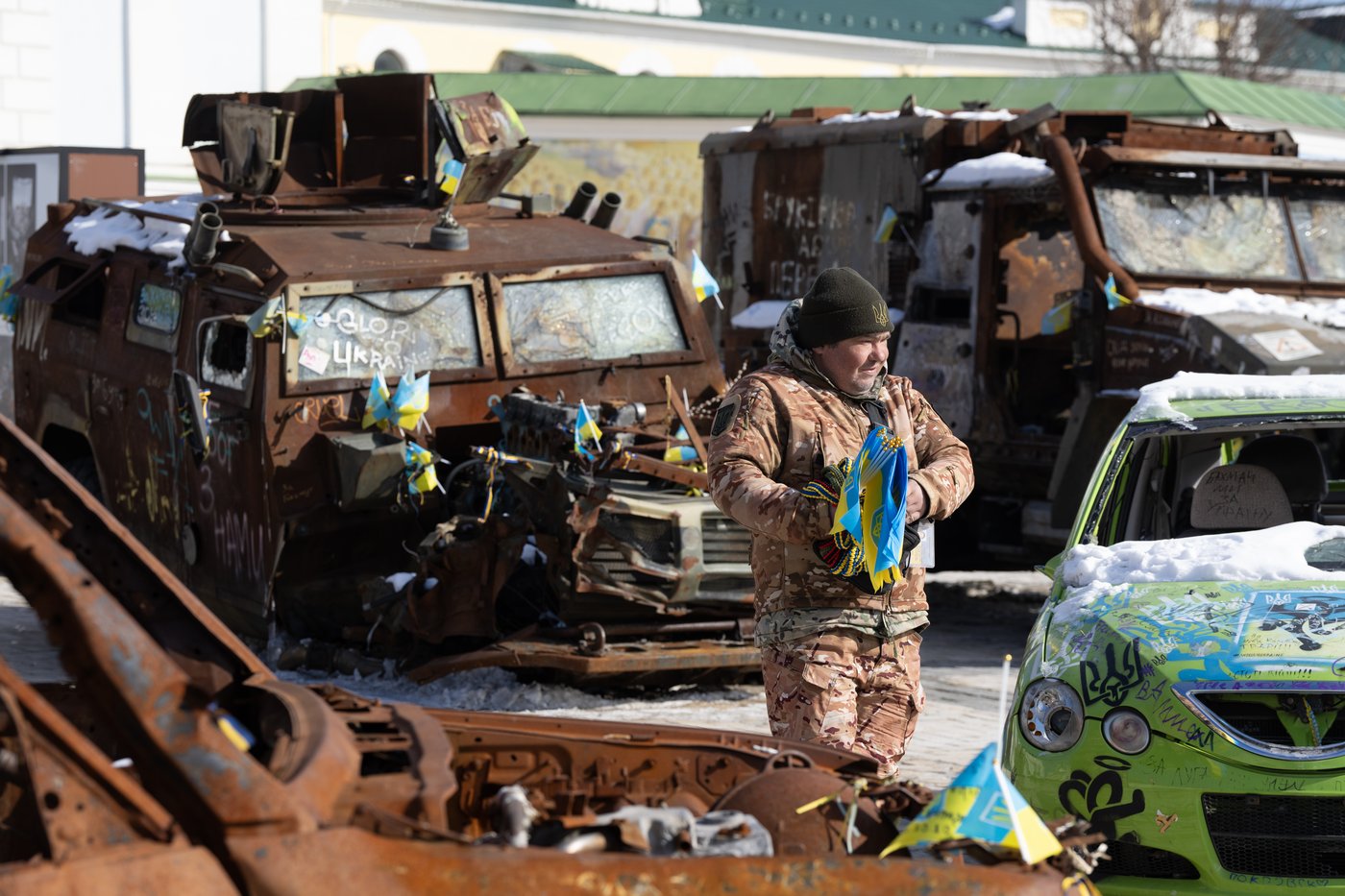 Ukrainians express fear and worry as Urkraine-Russia war enters fourth year | iNFOnews.ca Ukrainians express fear and worry as Urkraine-Russia war enters fourth year | iNFOnews.ca