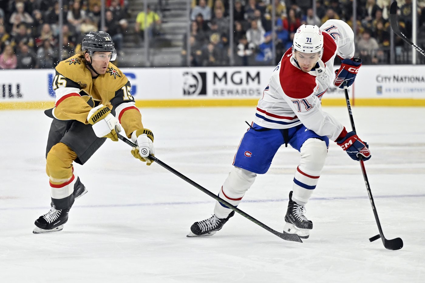 Dach's goal midway through 3rd period rallies Canadiens to 3-2 win over the Golden Knights | iNFOnews.ca Dach's goal midway through 3rd period rallies Canadiens to 3-2 win over the Golden Knights | iNFOnews.ca