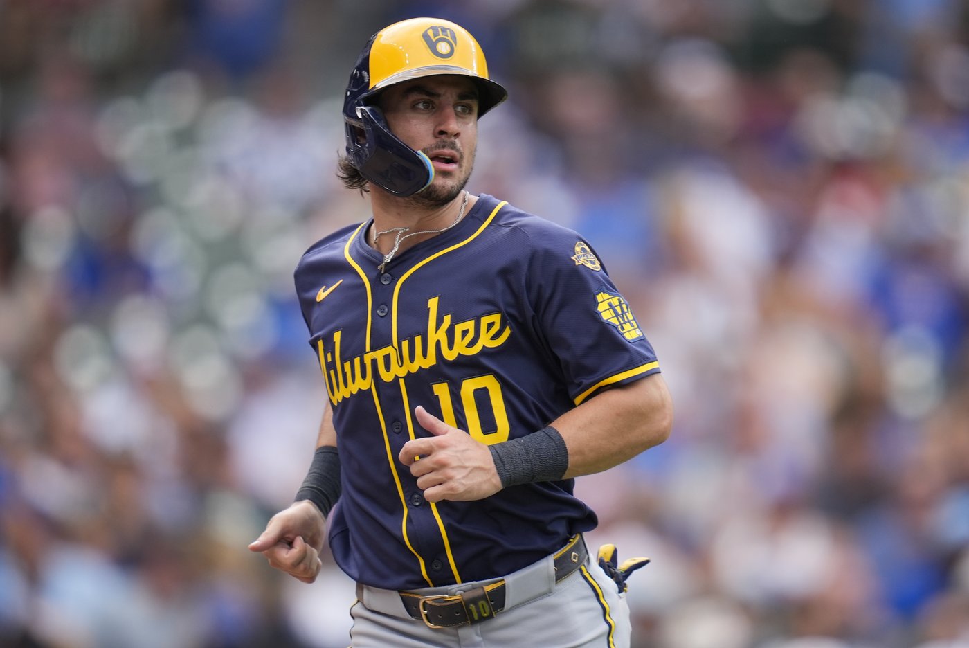 Second game of scheduled doubleheader between Brewers and Cubs postponed by inclement weather | iNFOnews.ca