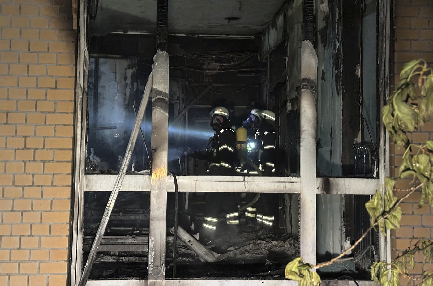 3 patients are killed in a fire at a hospital in Germany. Another patient is detained | iNFOnews.ca 3 patients are killed in a fire at a hospital in Germany. Another patient is detained | iNFOnews.ca