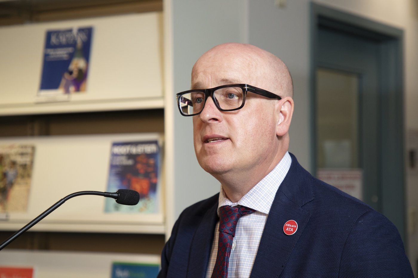 Teachers challenge Alberta law using notwithstanding clause to end strike | iNFOnews.ca