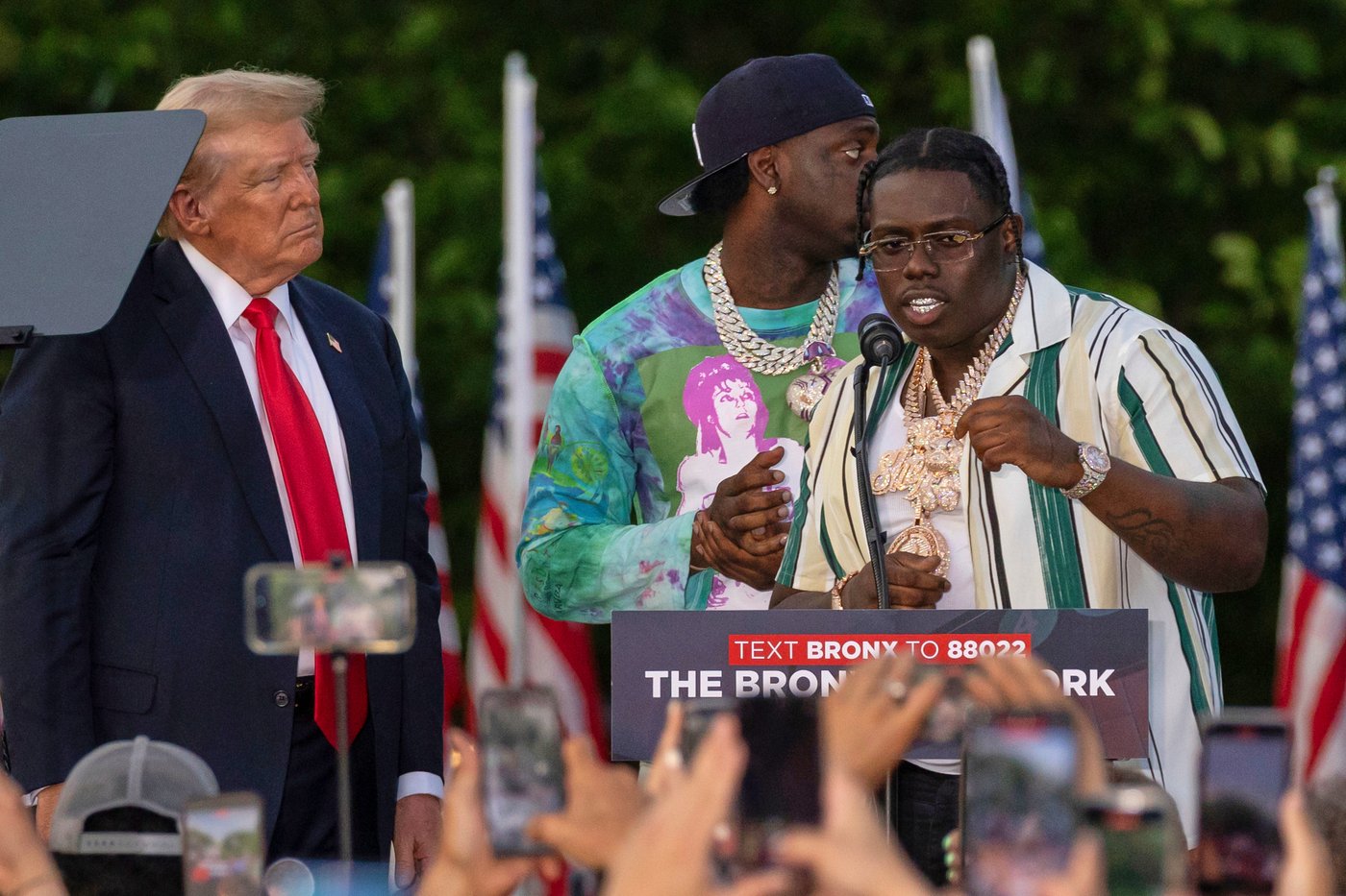New York rapper who joined Trump at campaign rally sentenced to 5 years for attempted murder | iNFOnews.ca New York rapper who joined Trump at campaign rally sentenced to 5 years for attempted murder | iNFOnews.ca