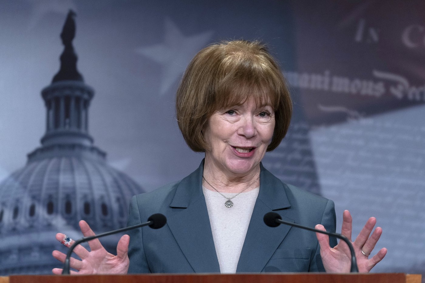 Minnesota Sen. Tina Smith won't run in 2026. Fellow Democrat Gov. Tim Walz and others eye the seat | iNFOnews.ca