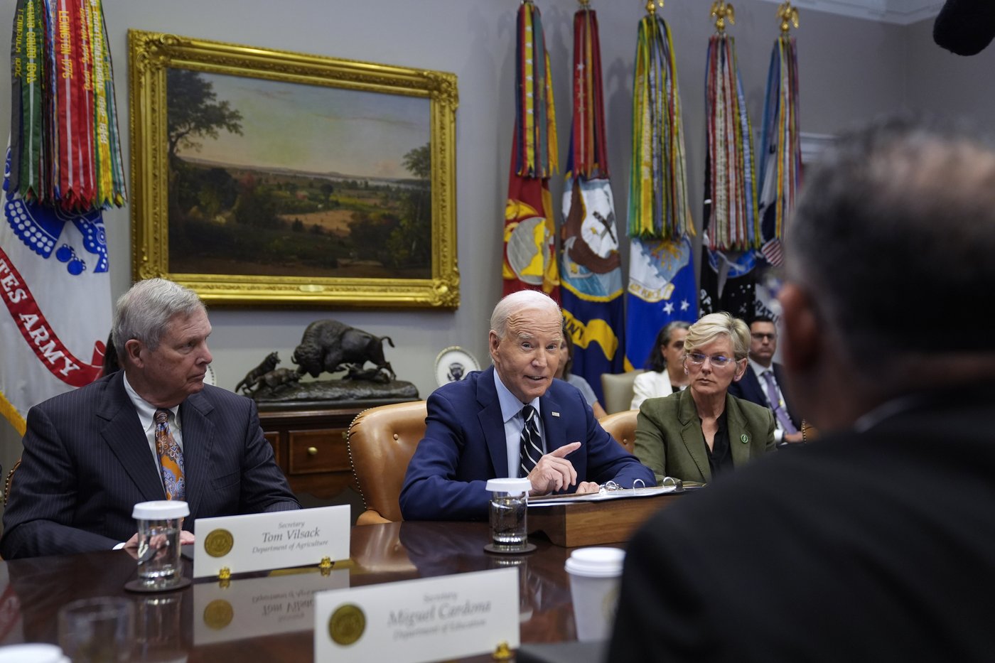 Biden postpones trip to Germany and Angola to monitor Hurricane Milton | iNFOnews.ca Biden postpones trip to Germany and Angola to monitor Hurricane Milton | iNFOnews.ca