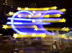 Investors look to central banks for action to keep economic recovery on track | iNFOnews.ca CP19565635