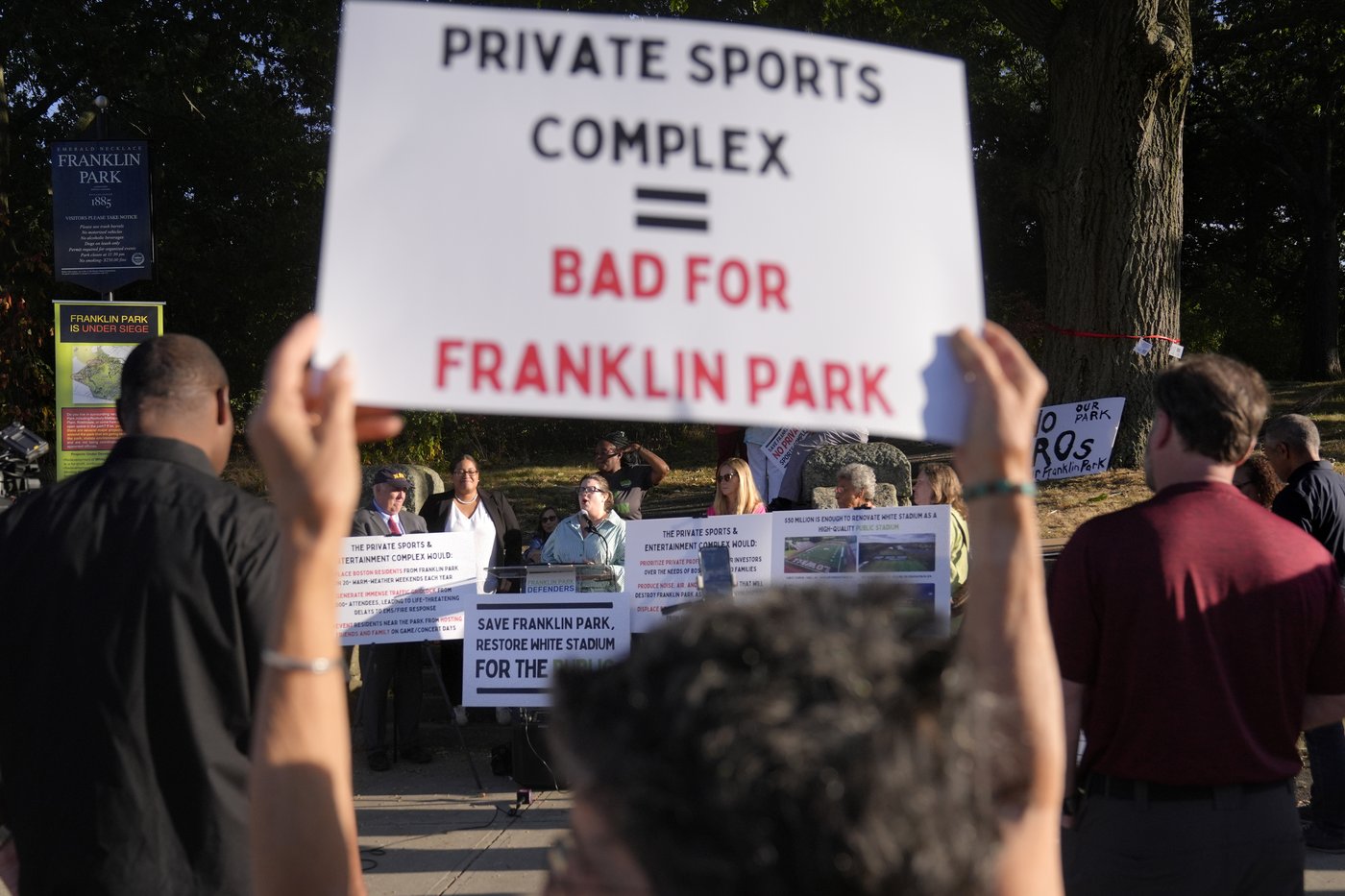 Opposition growing in Boston over plan to renovate historic stadium for women's professional soccer | iNFOnews.ca Opposition growing in Boston over plan to renovate historic stadium for women's professional soccer | iNFOnews.ca