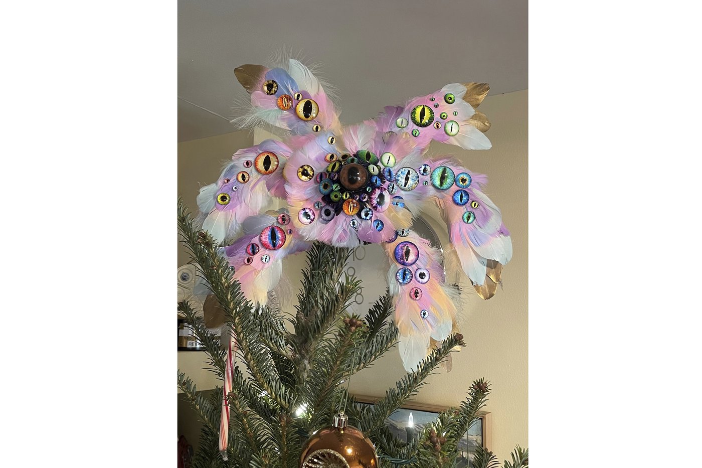 What is a biblically accurate angel? And do you need one to top your Christmas tree? | iNFOnews.ca