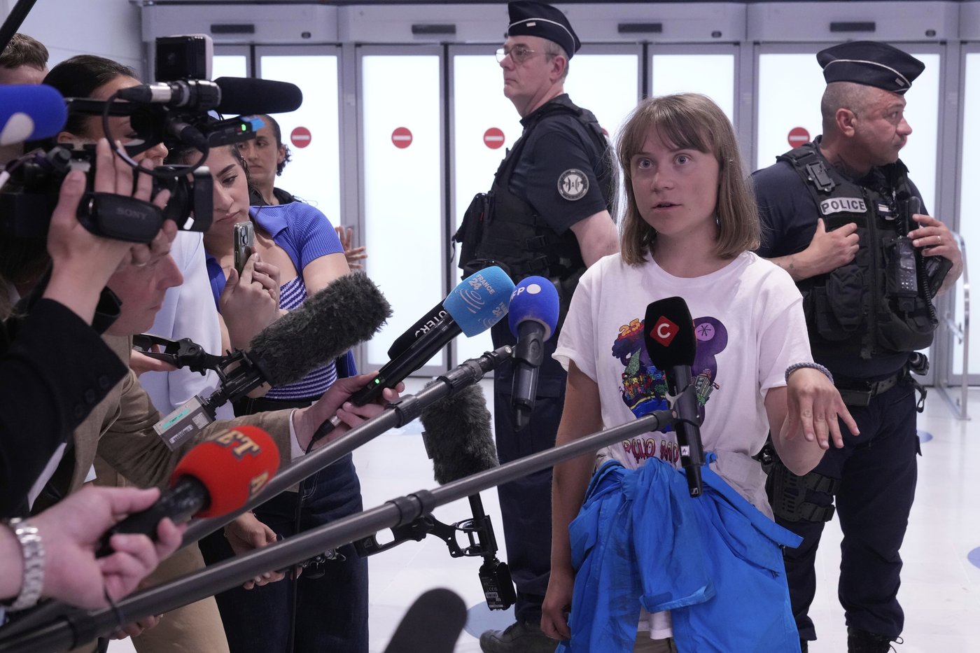 Israel deports Greta Thunberg after Gaza-bound ship she was on was seized | iNFOnews.ca Israel deports Greta Thunberg after Gaza-bound ship she was on was seized | iNFOnews.ca