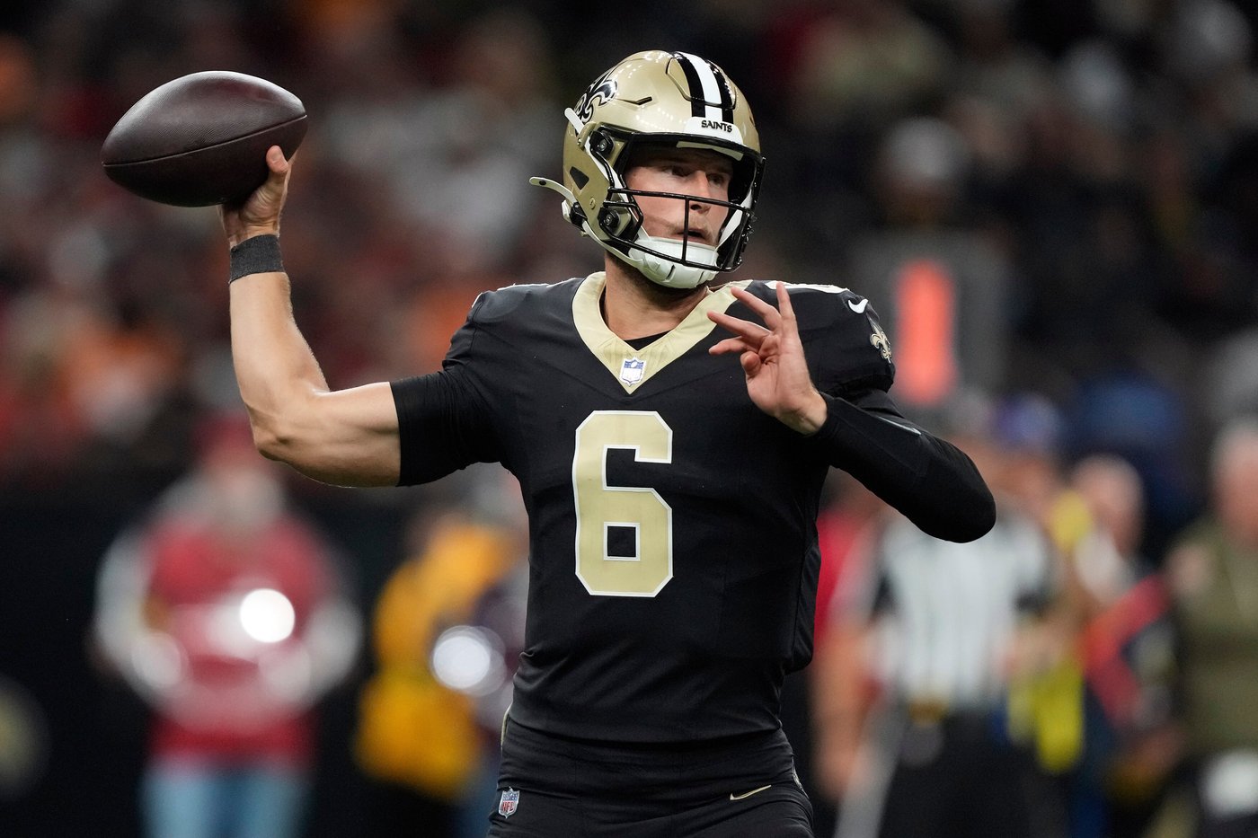 Saints QB Tyler Shough must face the surging Rams' vaunted pass rush in his first NFL start | iNFOnews.ca Saints QB Tyler Shough must face the surging Rams' vaunted pass rush in his first NFL start | iNFOnews.ca